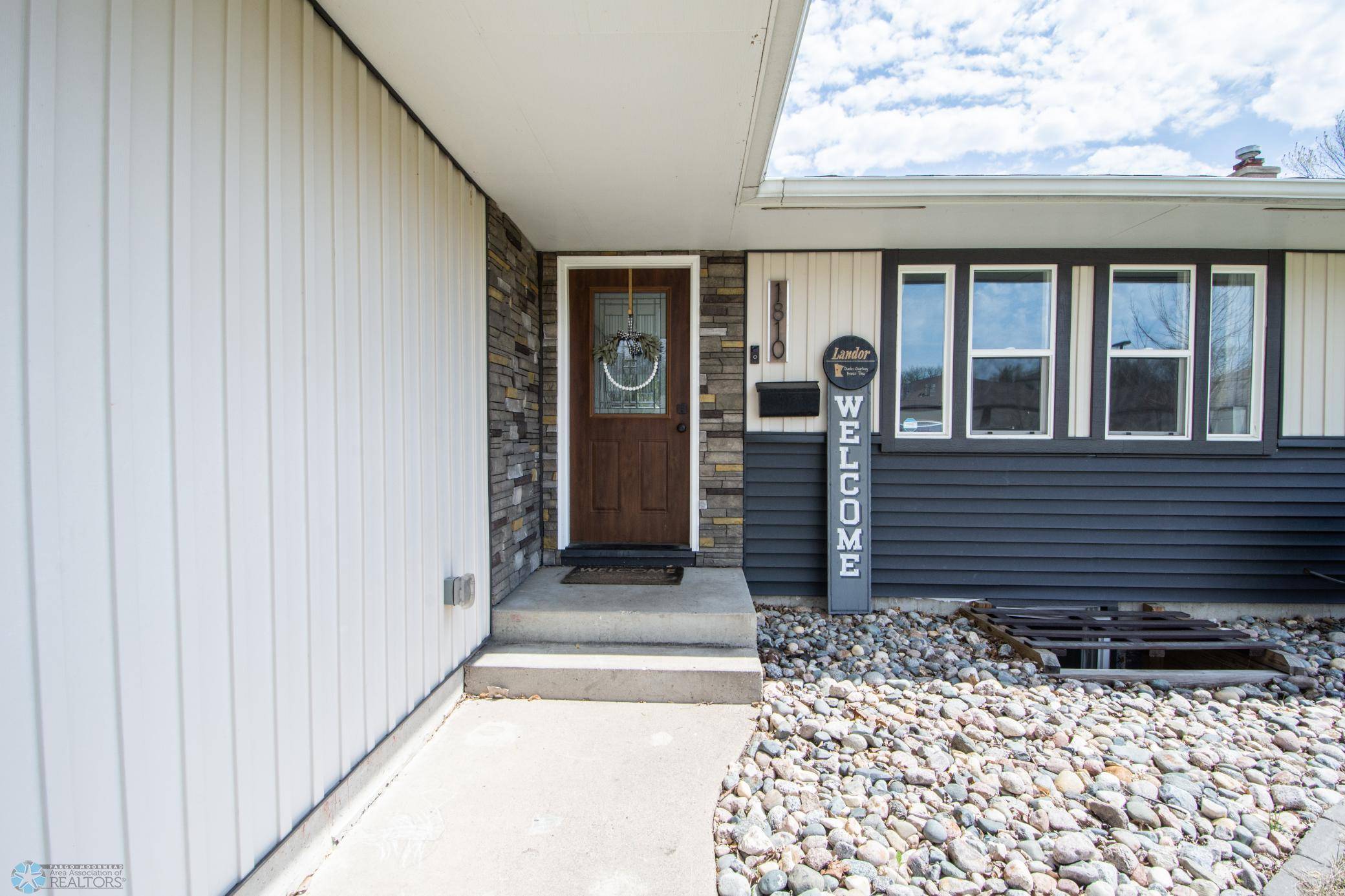 Moorhead, MN 56560,1810 15th ST S