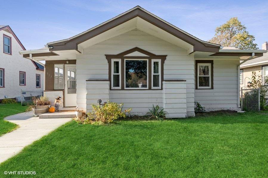 South Saint Paul, MN 55075,517 7th AVE N