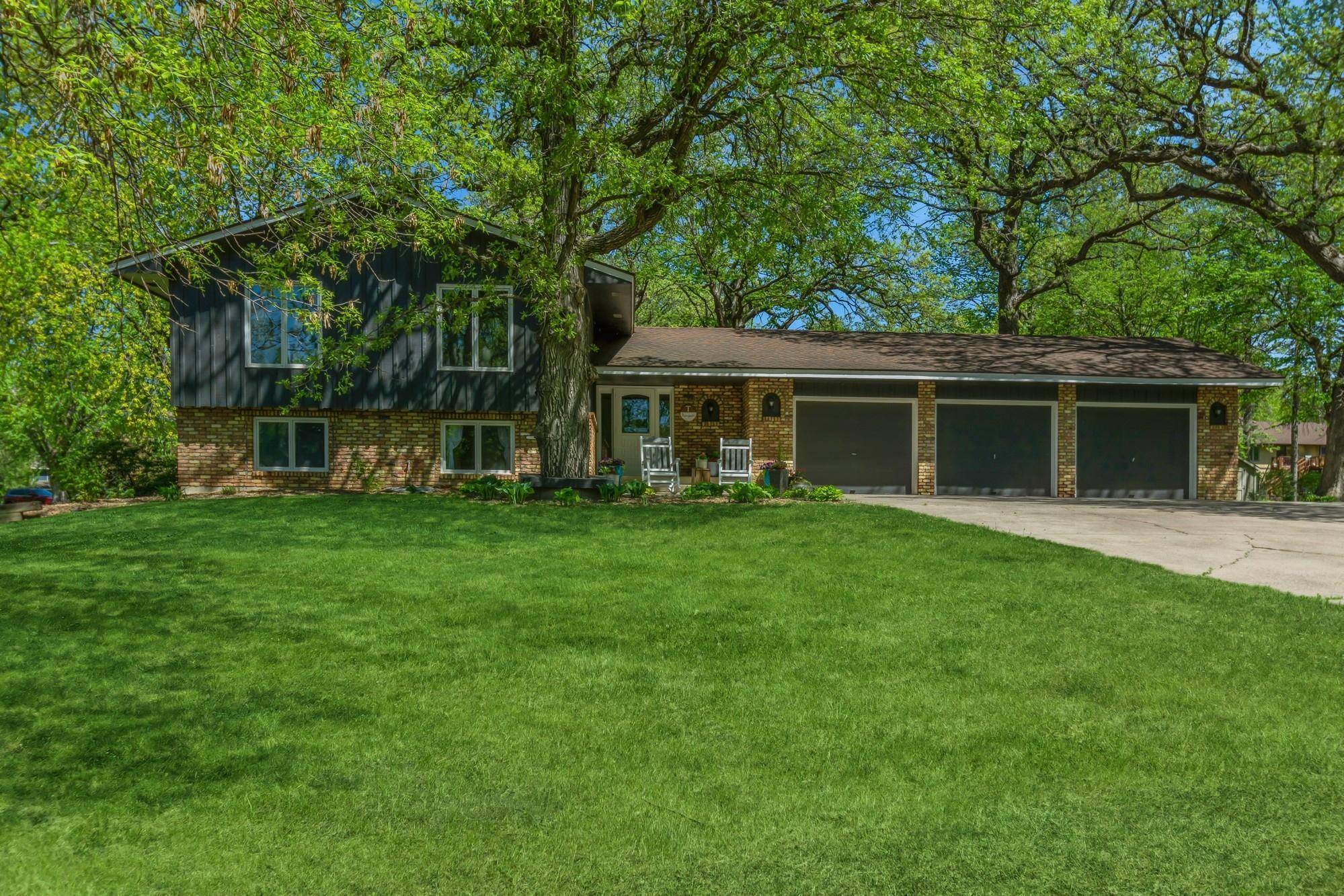 Buffalo, MN 55313,203 Douglas DR