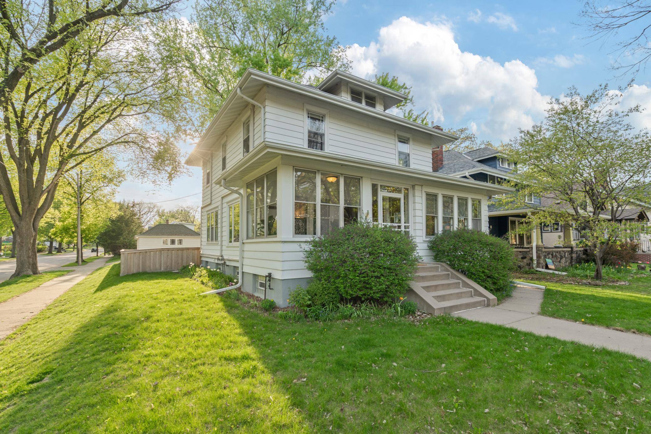 Minneapolis, MN 55406,2852 44th AVE S