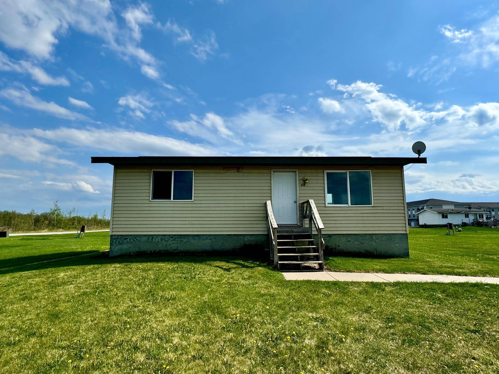 Warroad, MN 56763,608 Garfield ST SE