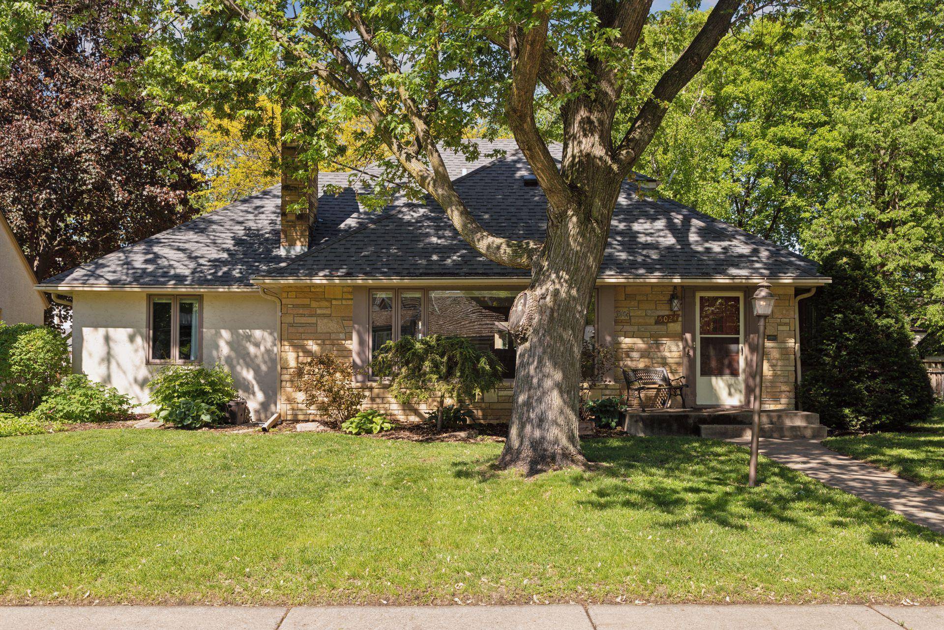 Minneapolis, MN 55417,5024 Oakland AVE