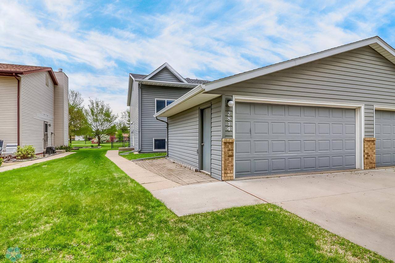 Moorhead, MN 56560,2814 26th Street CIR S