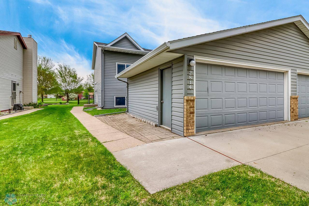 Moorhead, MN 56560,2814 26th Street CIR S