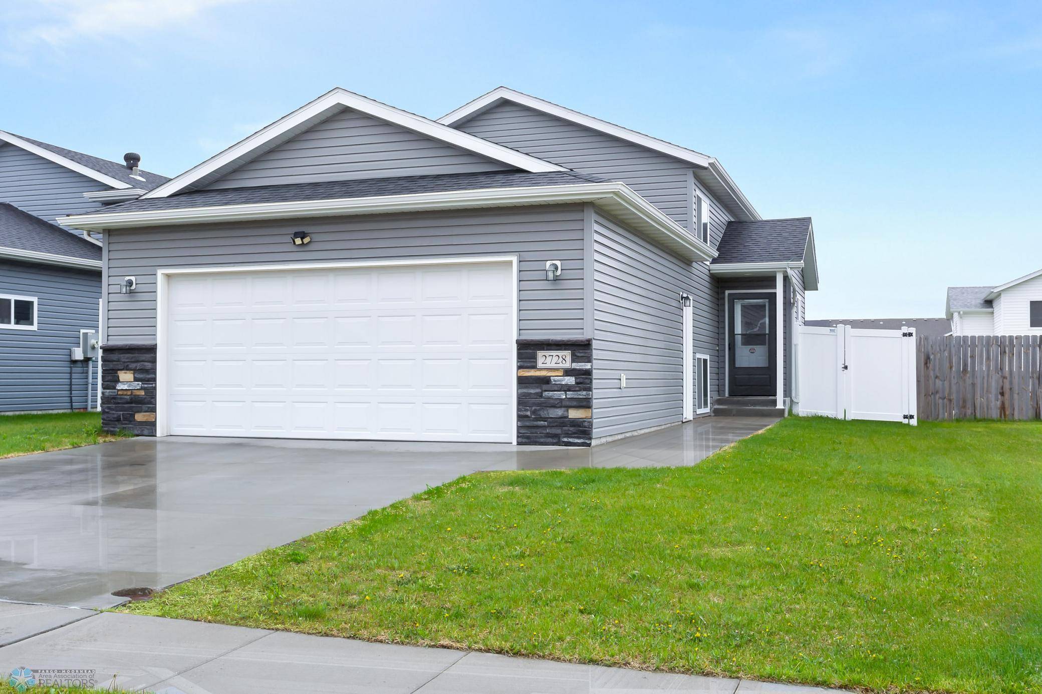 West Fargo, ND 58078,2728 Westwood ST W
