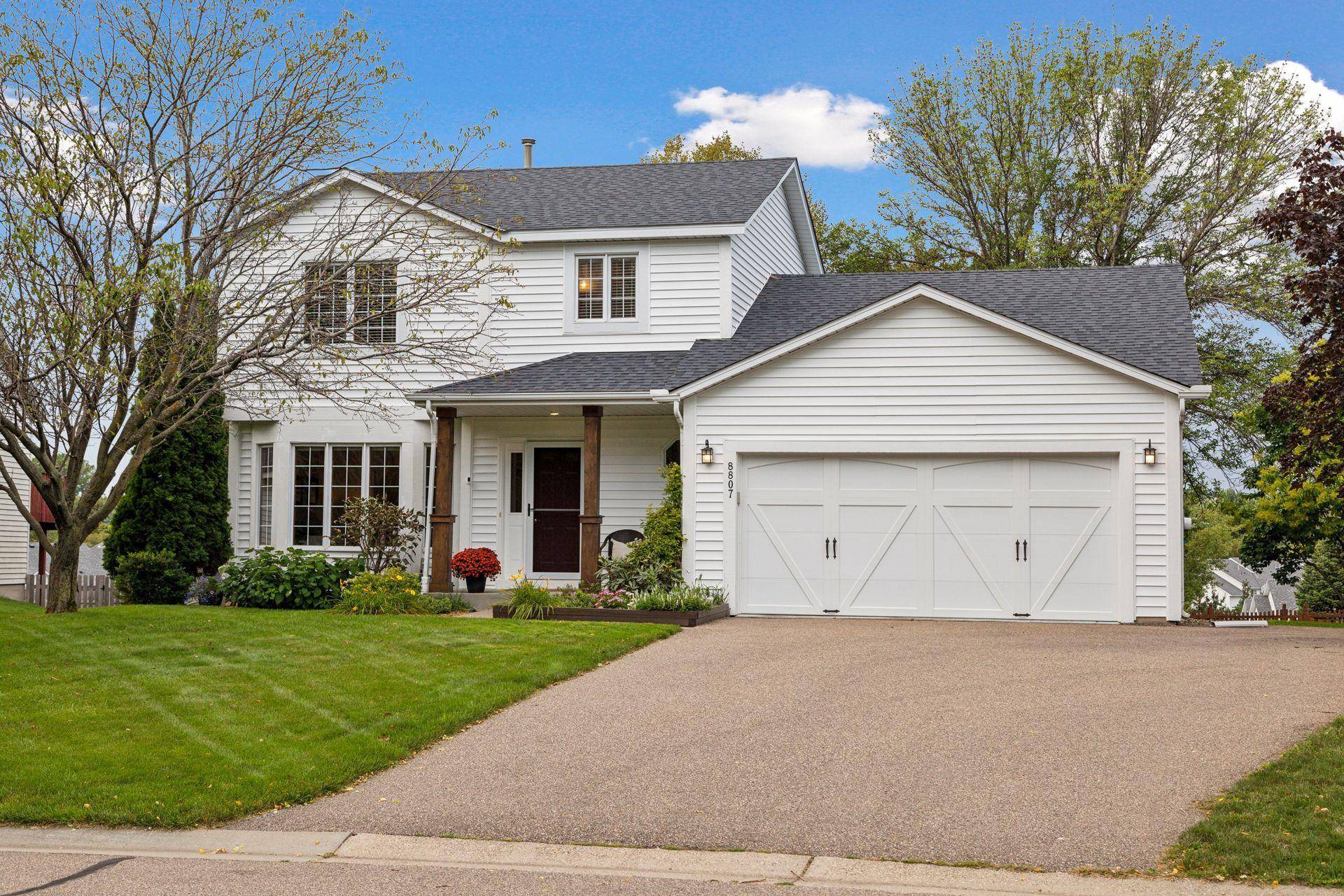 Woodbury, MN 55125,8807 Rainier CT
