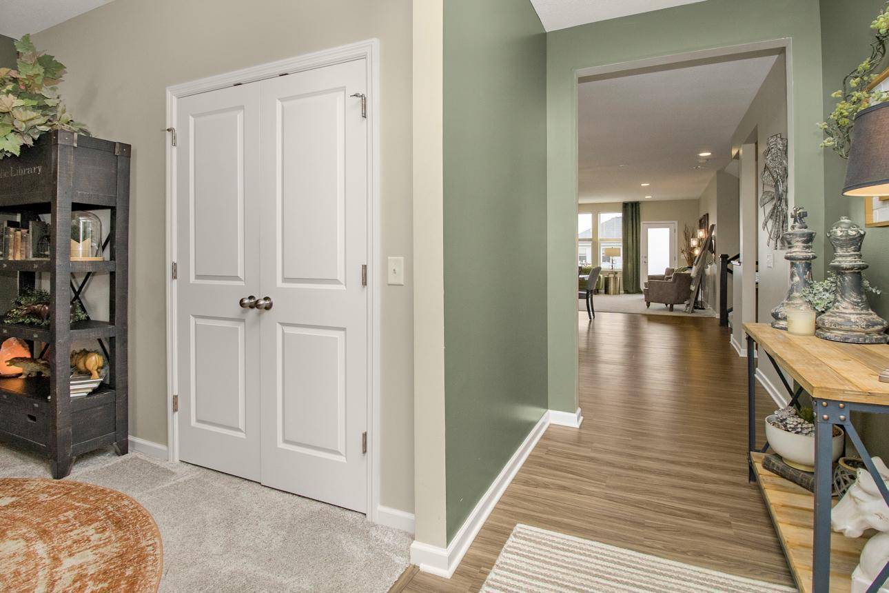 Lakeville, MN 55044,20555 Greenwood AVE