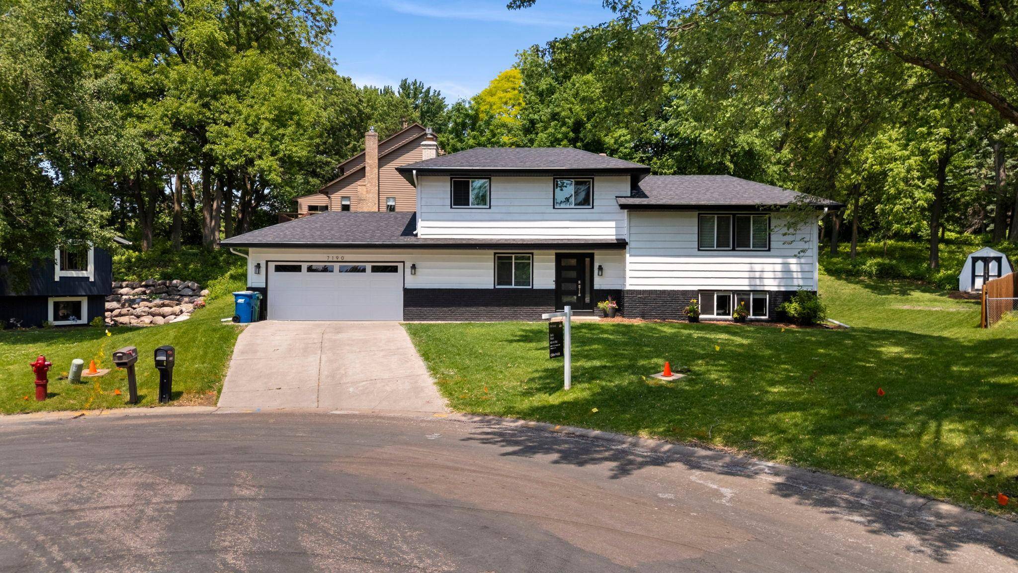 Maple Grove, MN 55311,7190 Annapolis CIR
