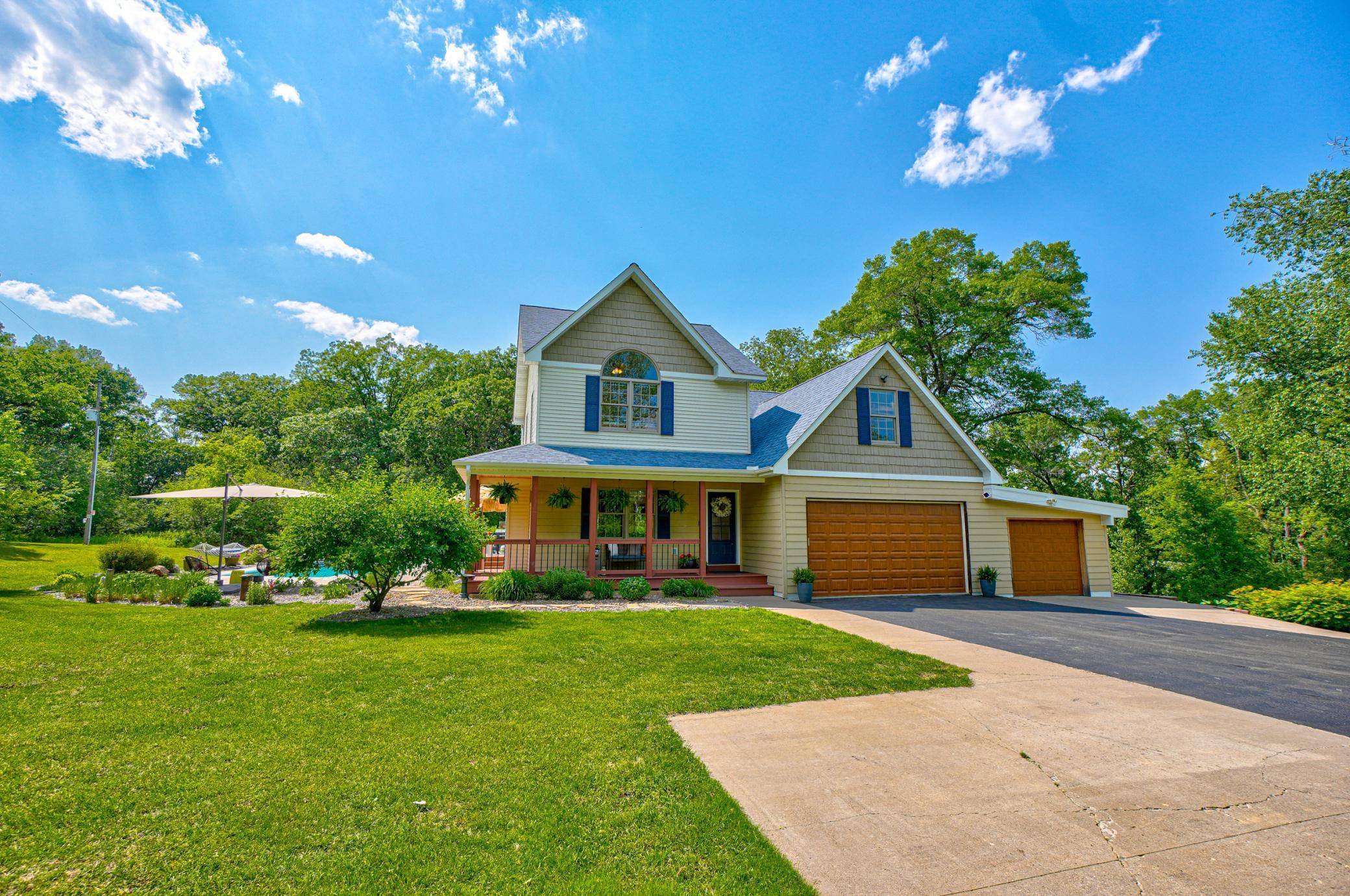 Hudson, WI 54016,1312 County Road V