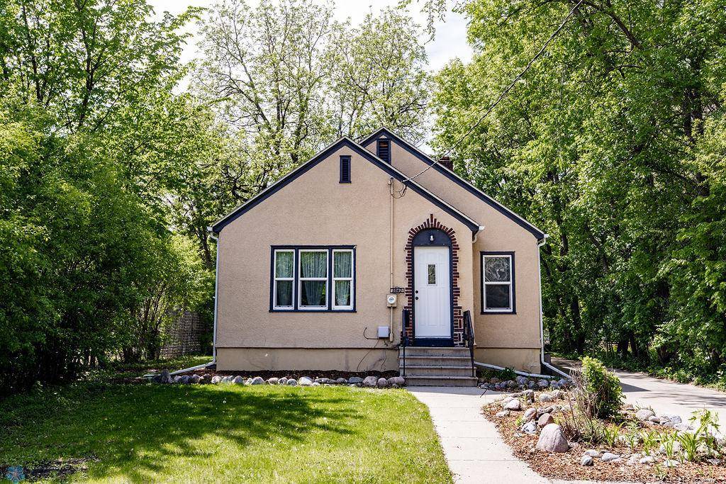 Fargo, ND 58102,1342 10th ST N