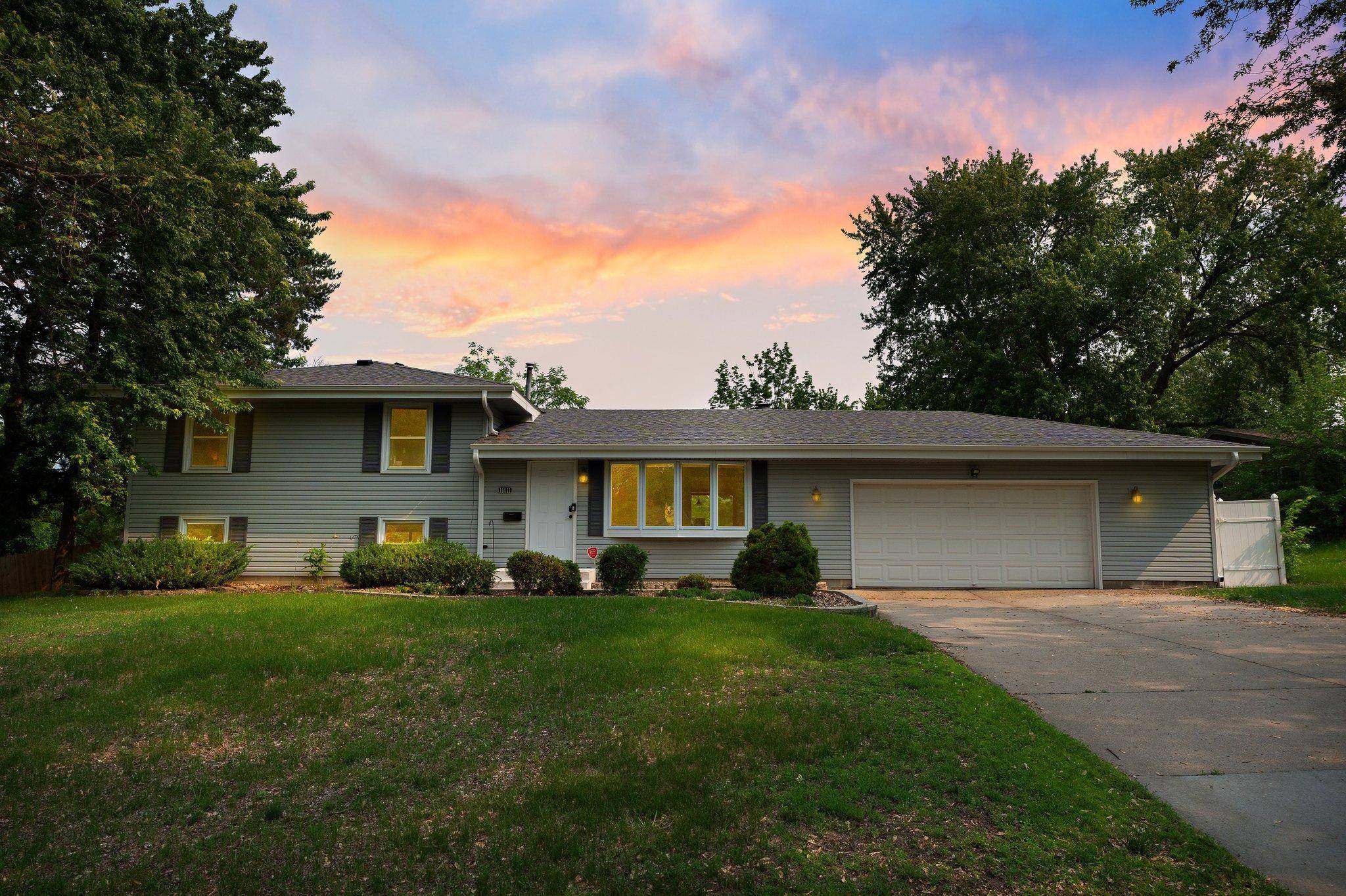 Minneapolis, MN 55437,11411 Johnson CIR