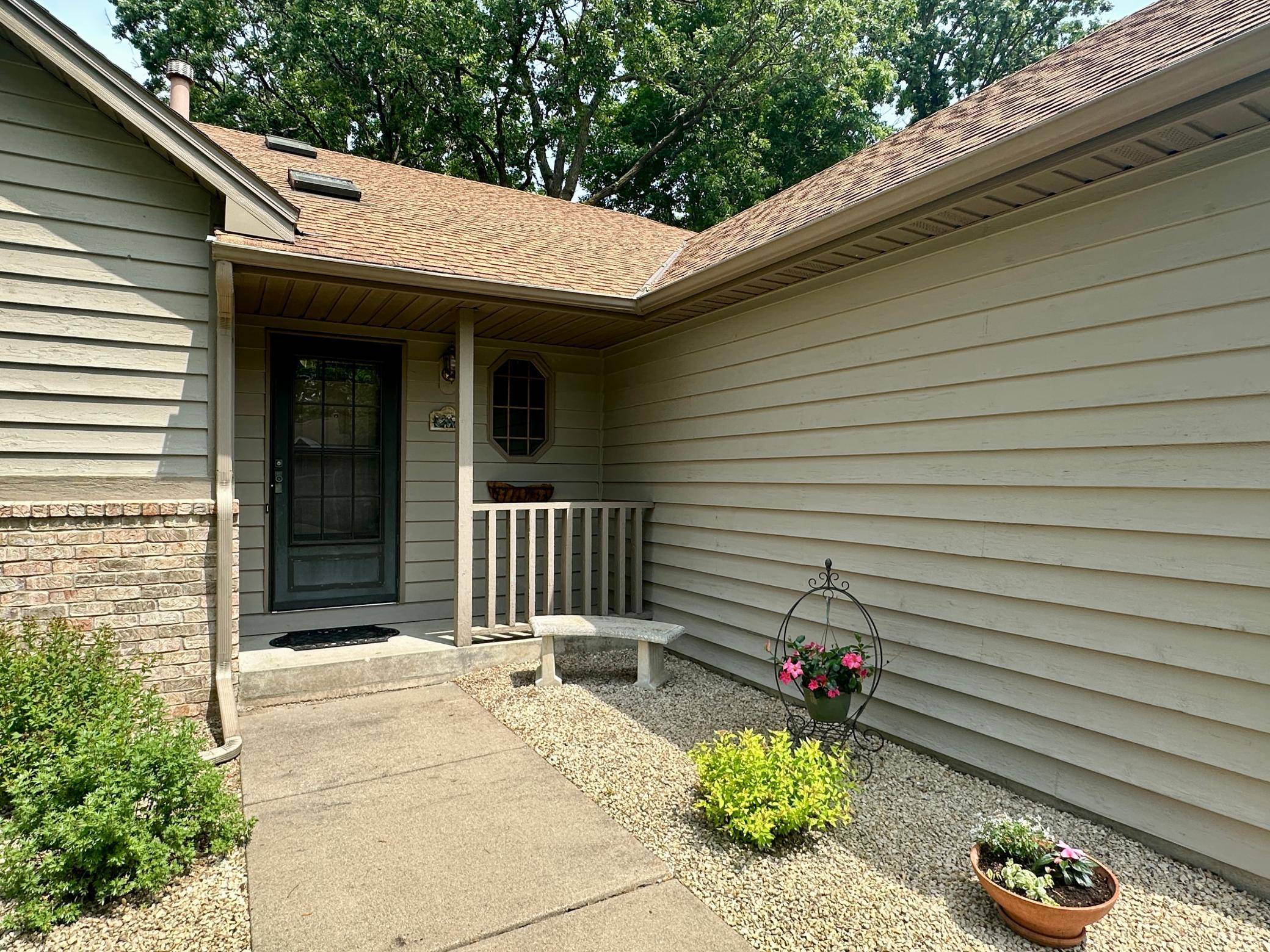 Blaine, MN 55449,1901 130th LN NE