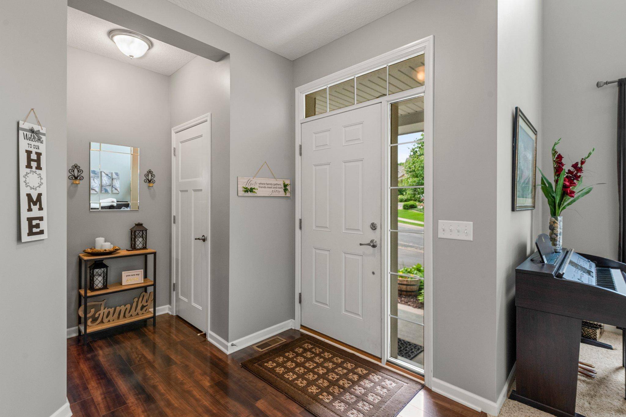 Shakopee, MN 55379,8607 Portage LN E