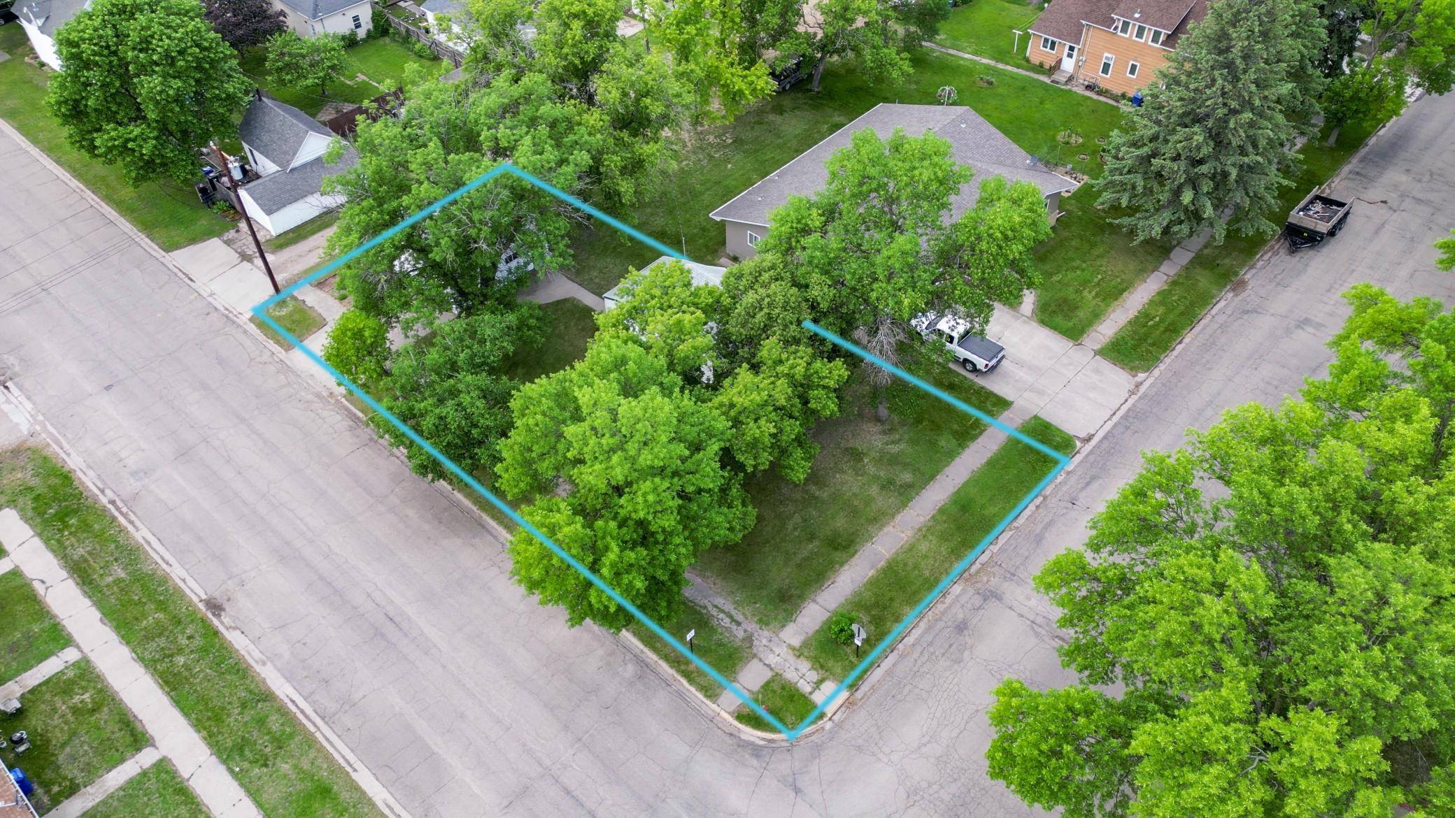 Barnesville, MN 56514,103 3rd ST NE