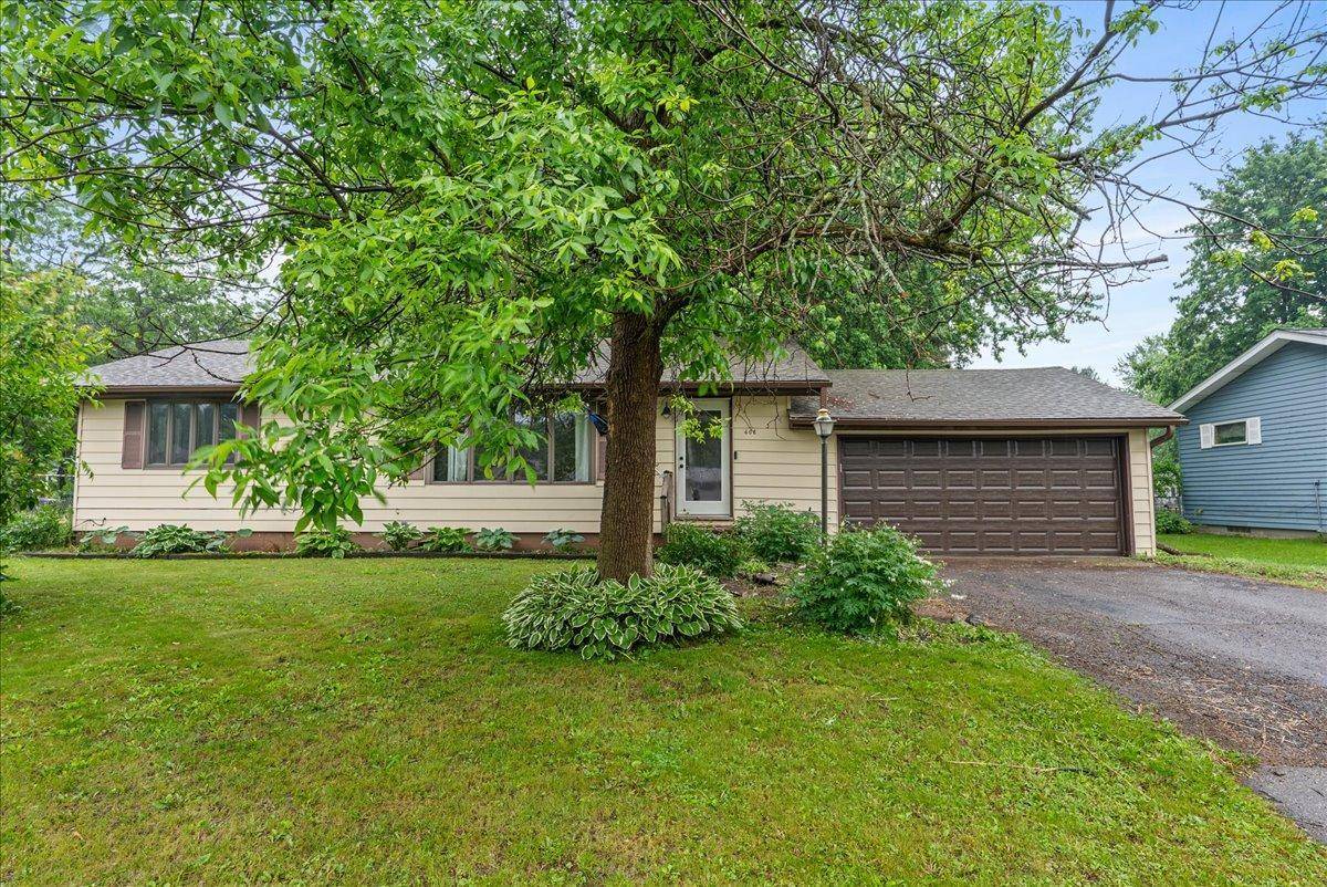 New Richmond, WI 54017,608 4th ST