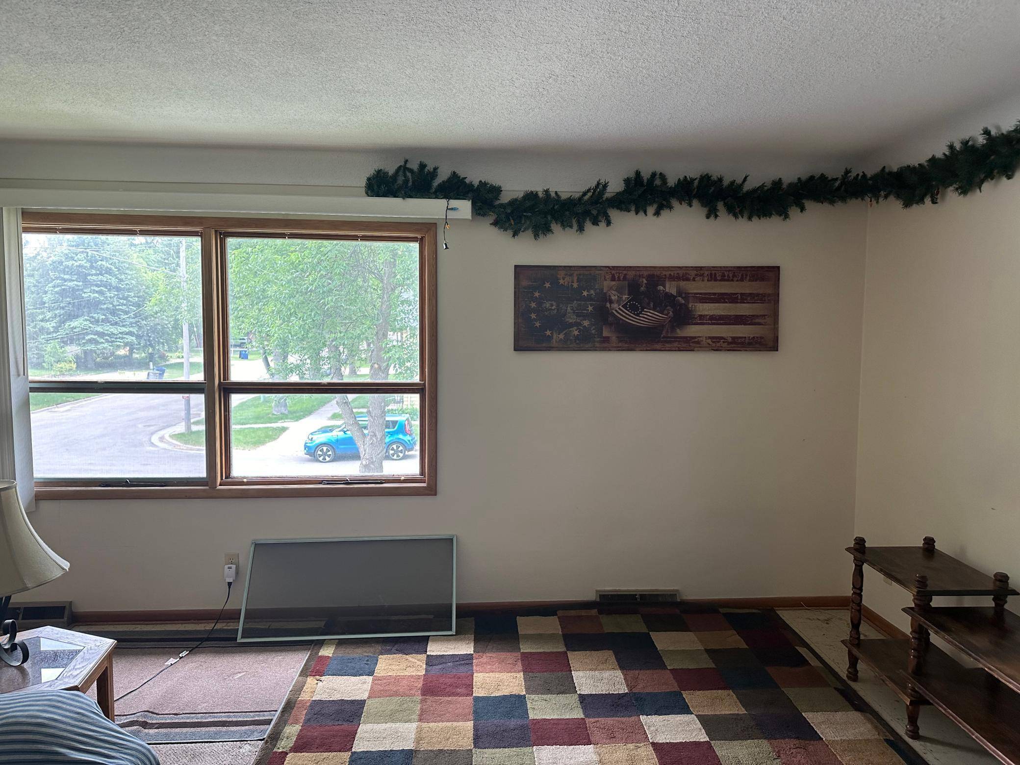 Moorhead, MN 56560,916 5th AVE N