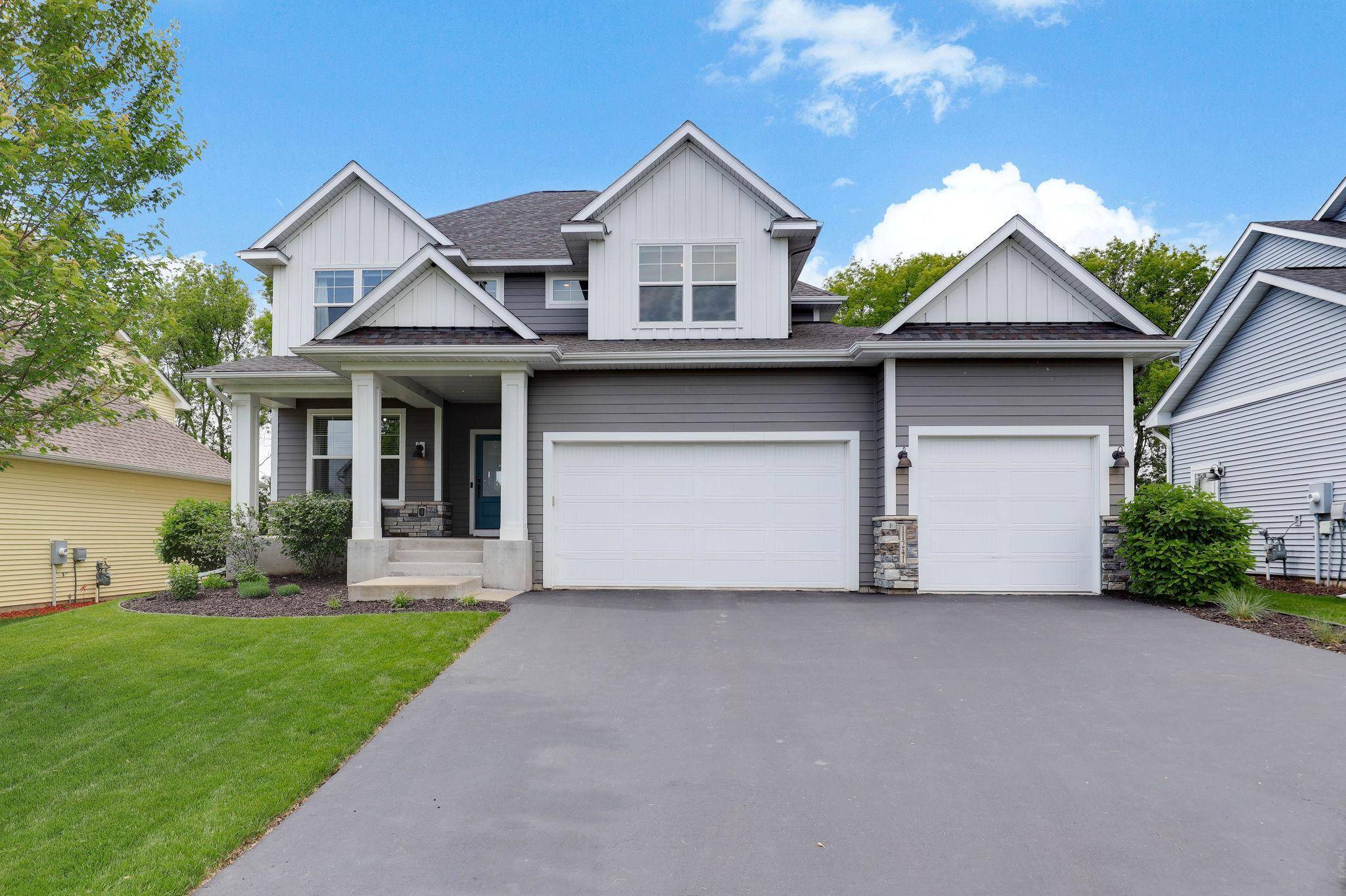 Lake Elmo, MN 55042,11241 40th ST N