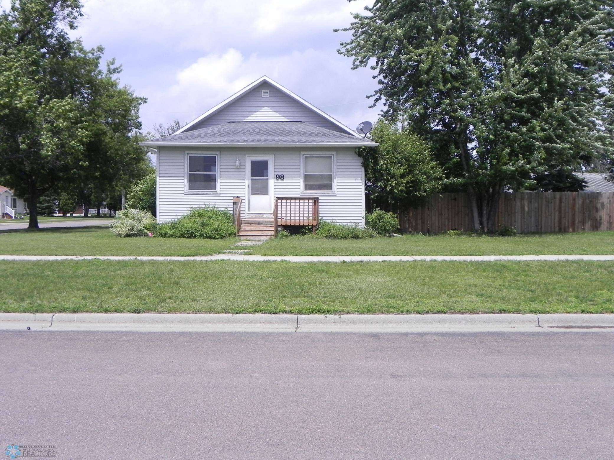 Wahpeton, ND 58075,98 3rd AVE N