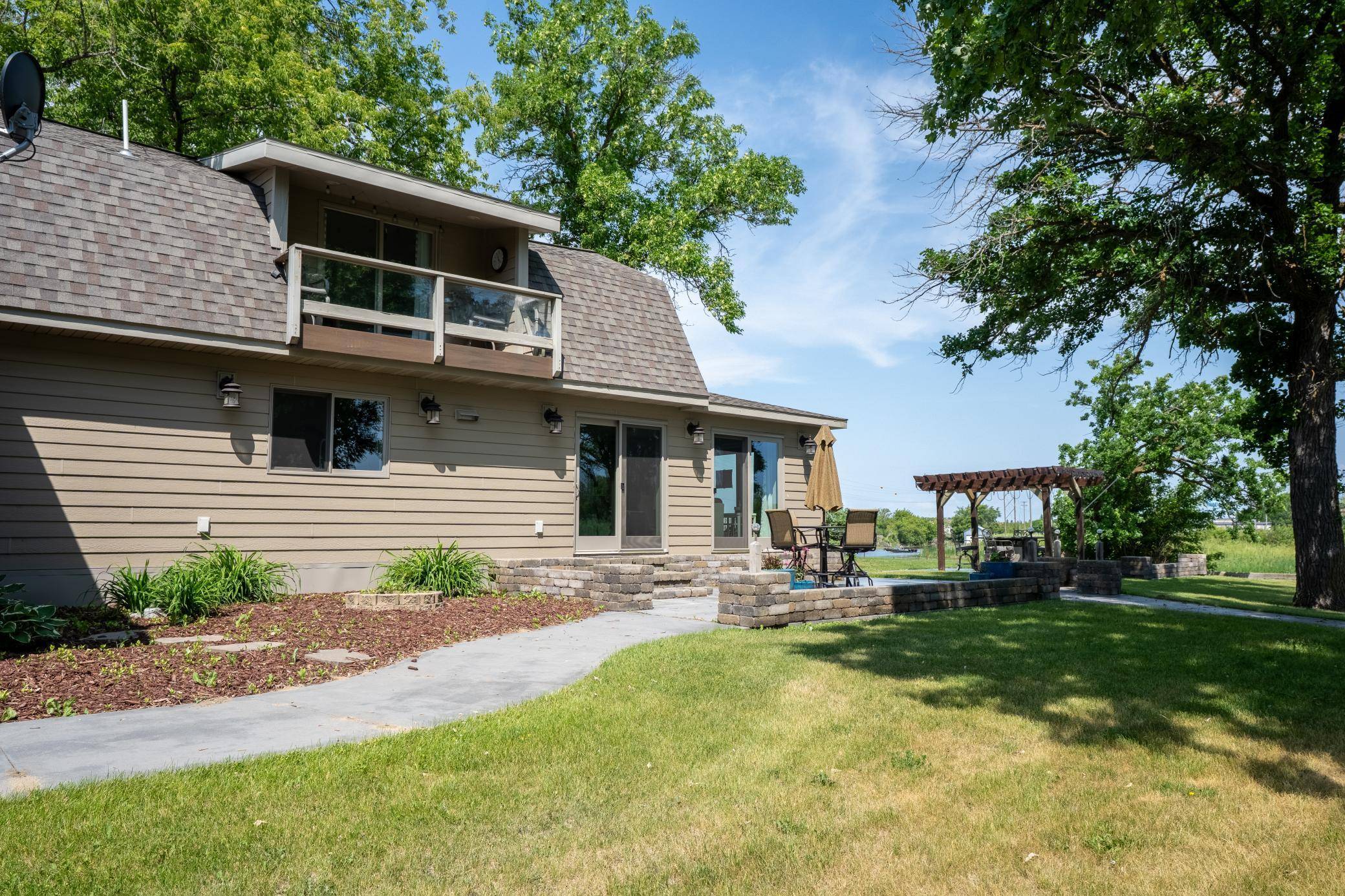 Warroad, MN 56763,403 Riverview DR SE