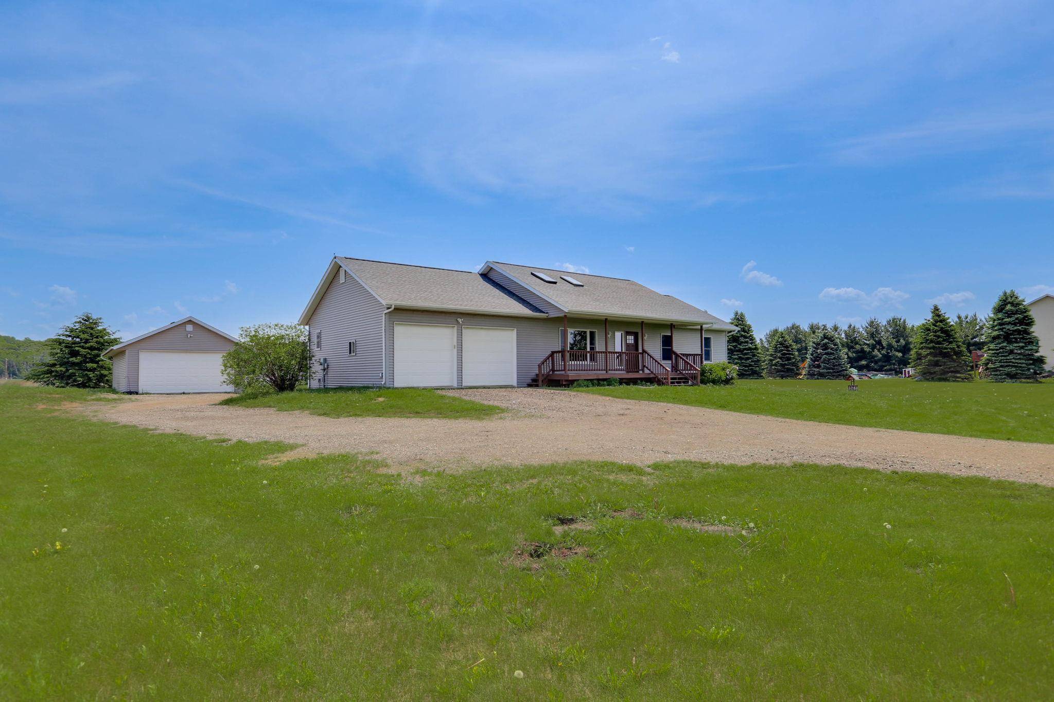 New Richmond, WI 54017,2211 127th ST