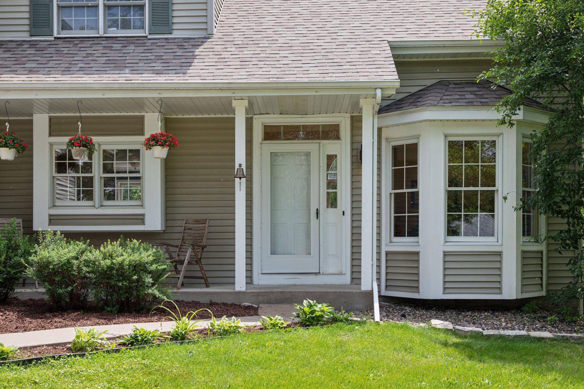 Chanhassen, MN 55317,6451 Devonshire DR