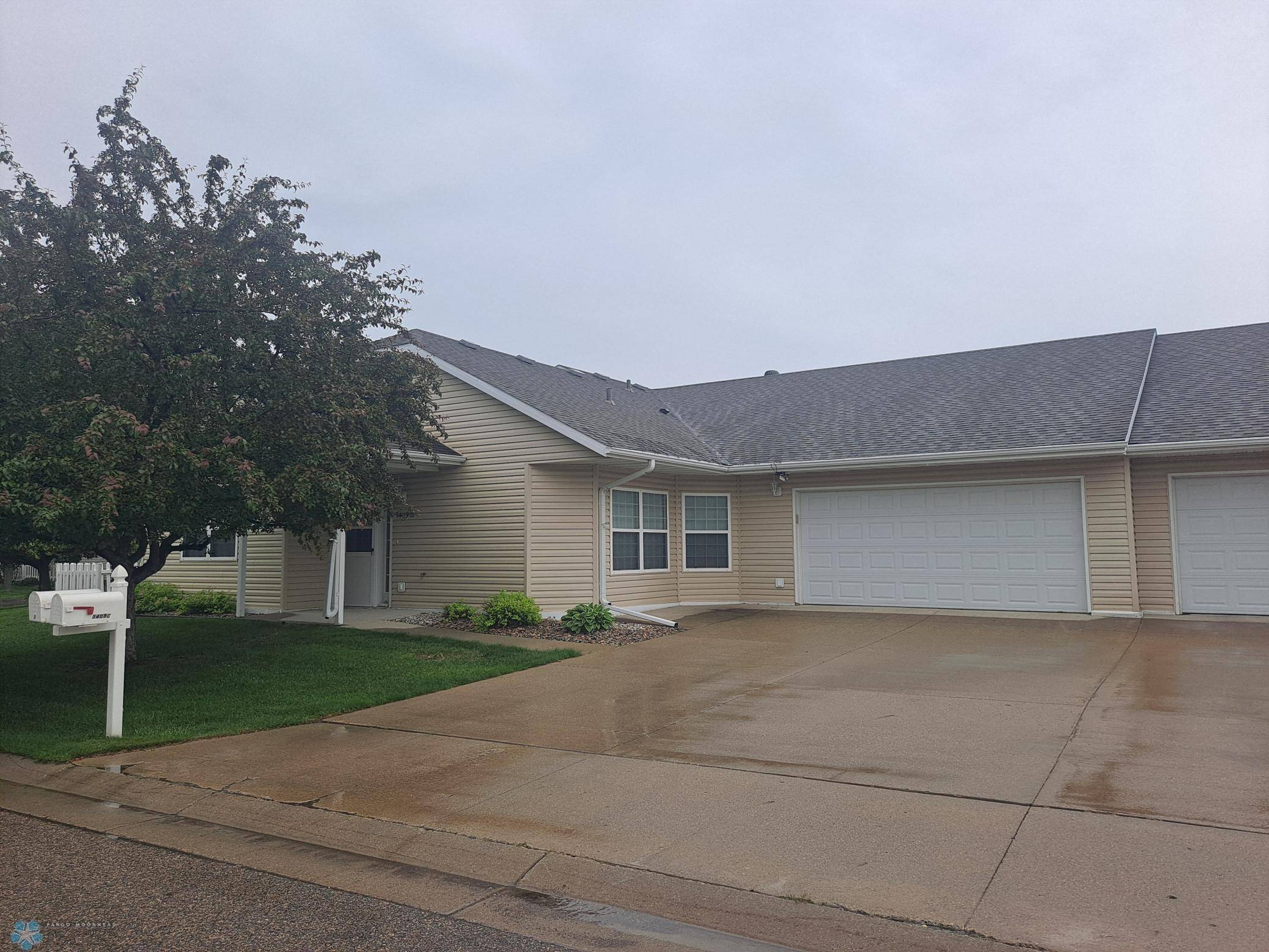 Fargo, ND 58104,5409 University DR S
