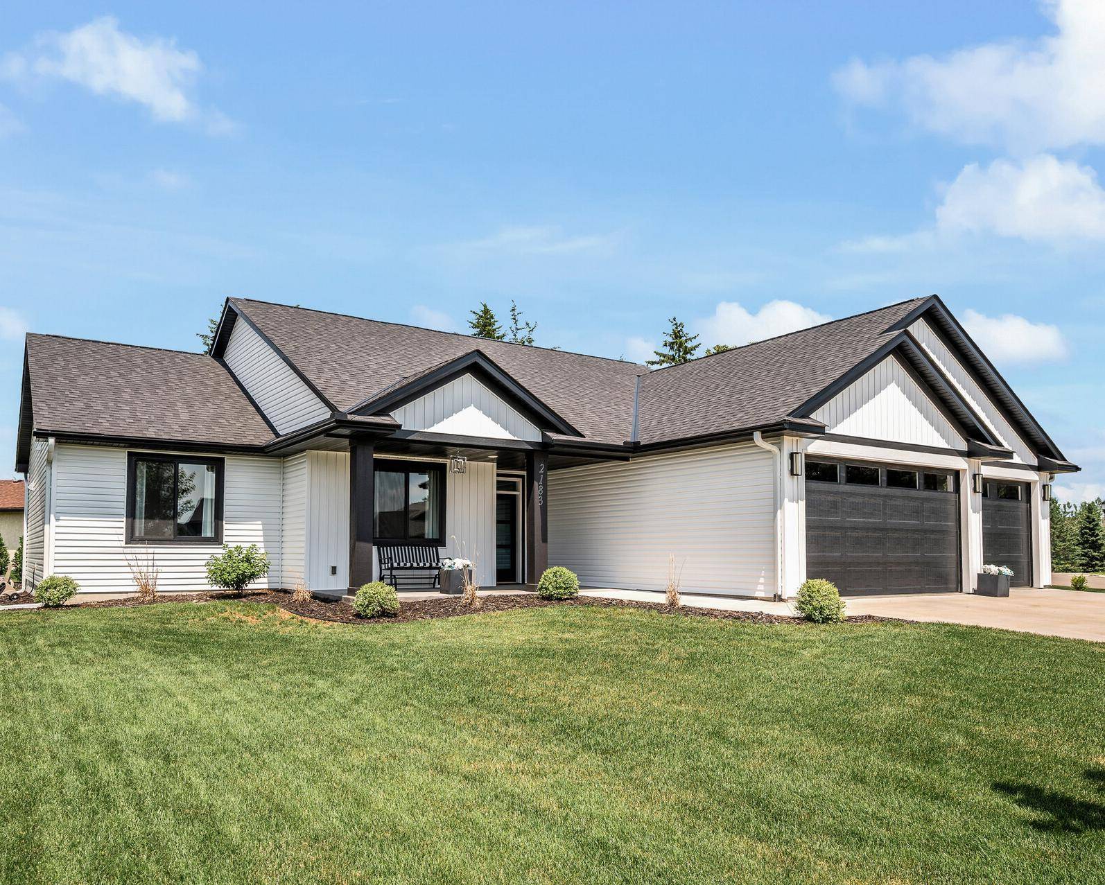 Blaine, MN 55449,2183 120th LN
