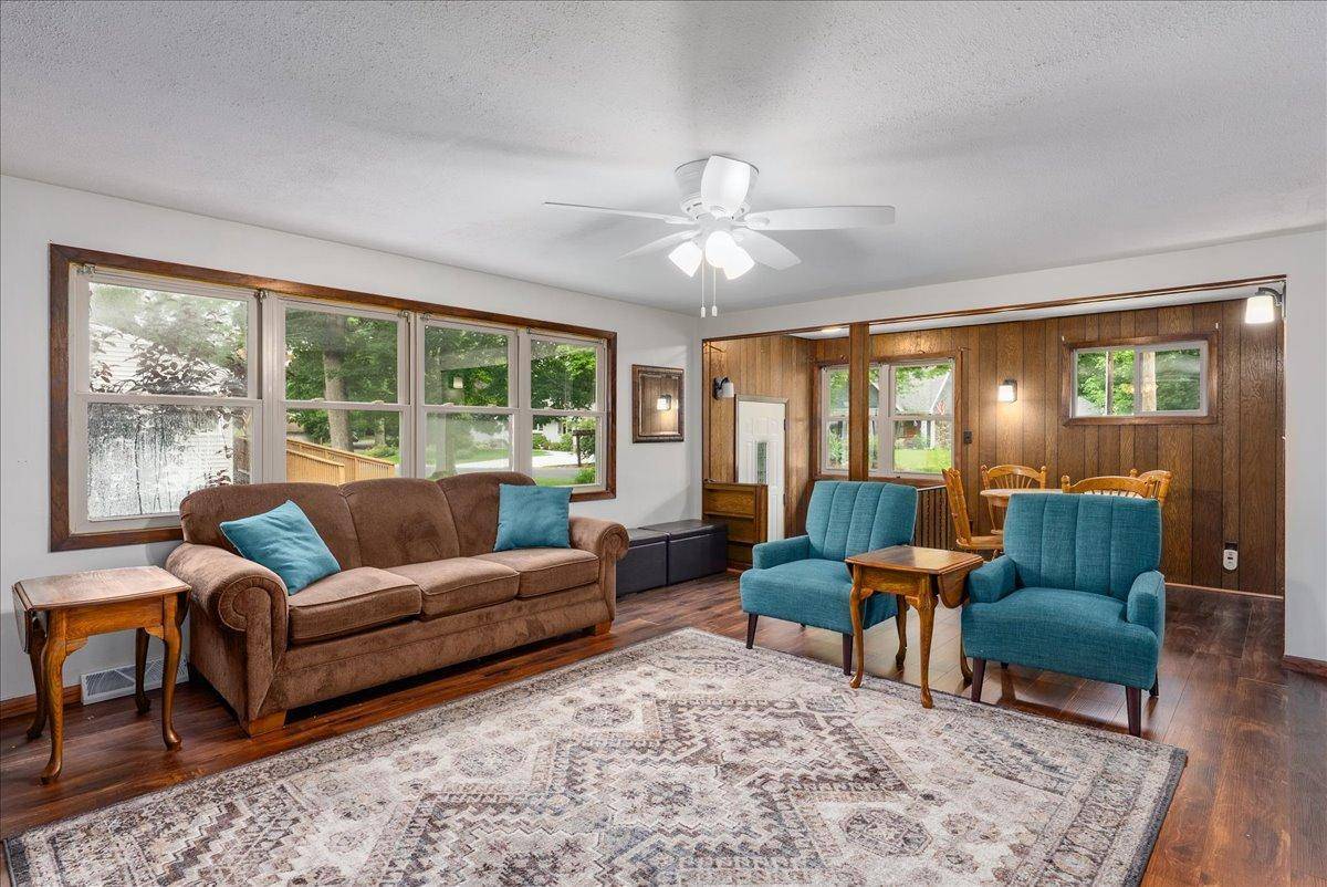 Chisago City, MN 55013,ST