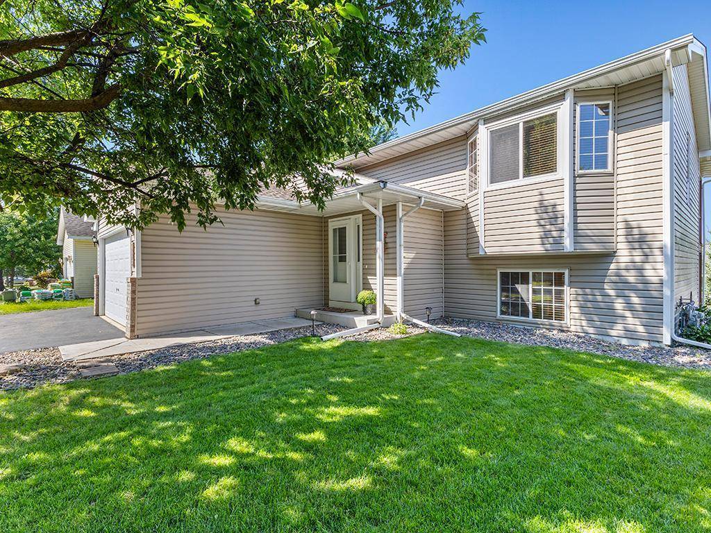 Buffalo, MN 55313,305 14th AVE NE