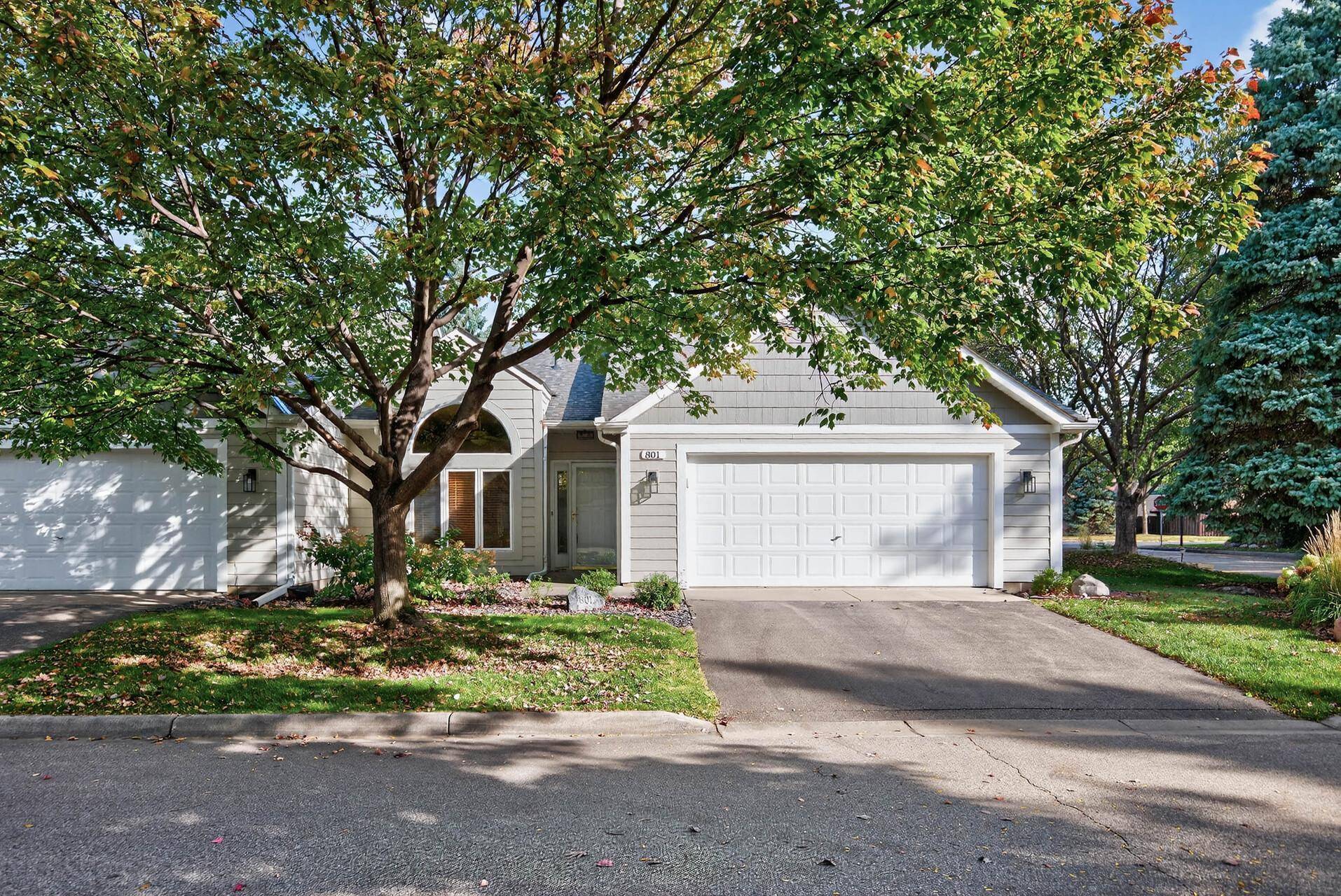 Burnsville, MN 55306,801 Southcross DR E