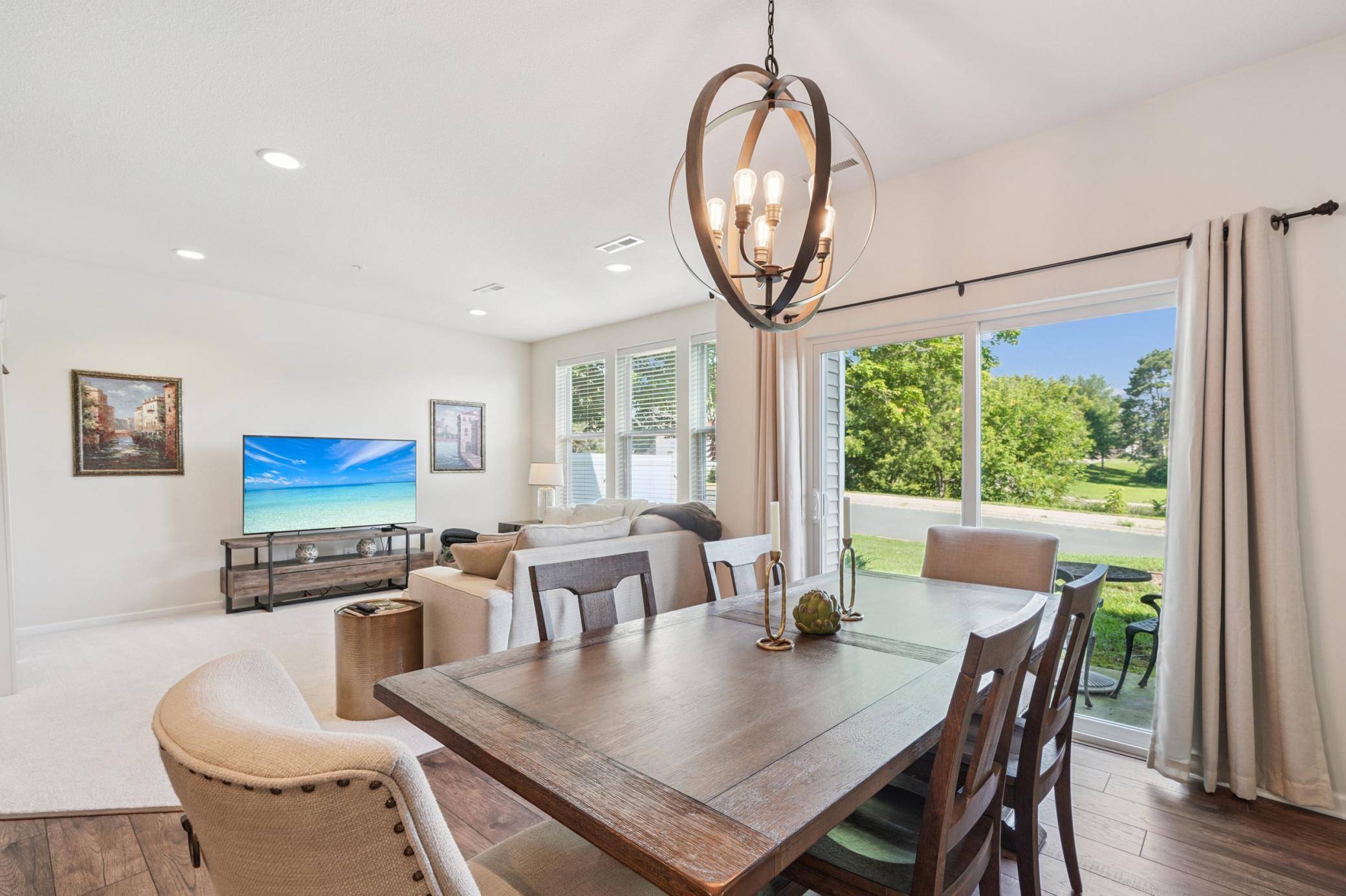 Chanhassen, MN 55317,726 Maggie WAY