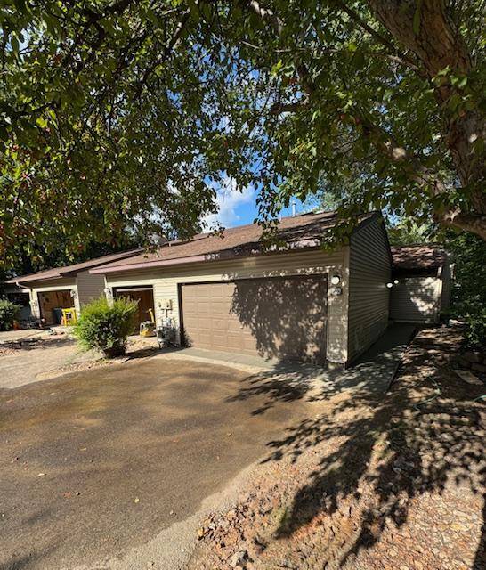 Circle Pines, MN 55014,114 South DR