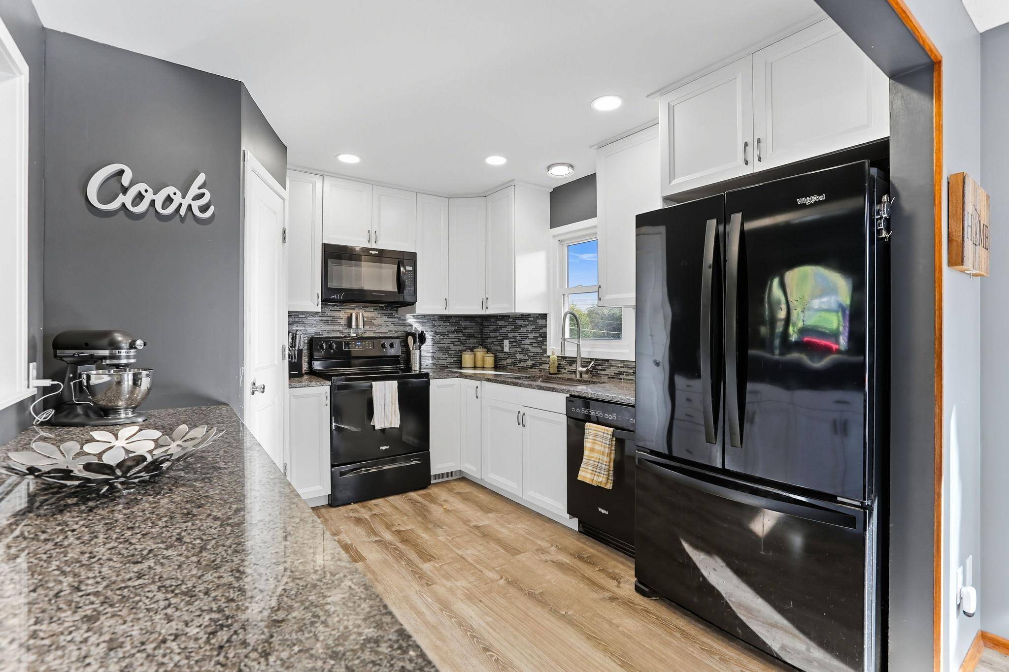 Hastings, MN 55033,528 17th ST E