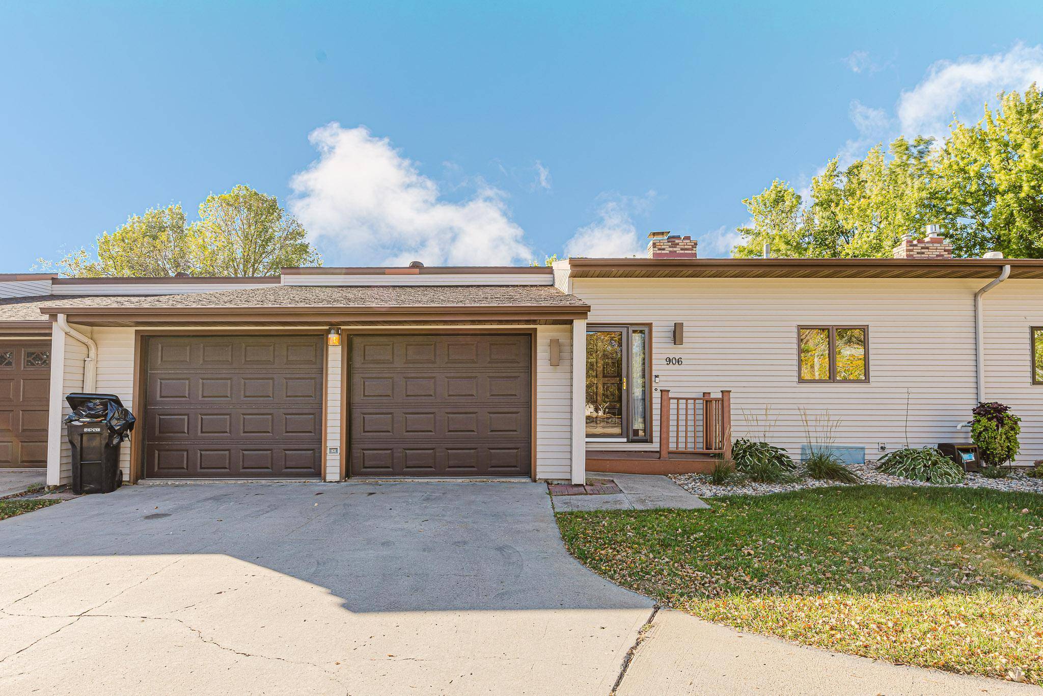 West Fargo, ND 58078,906 9th ST E