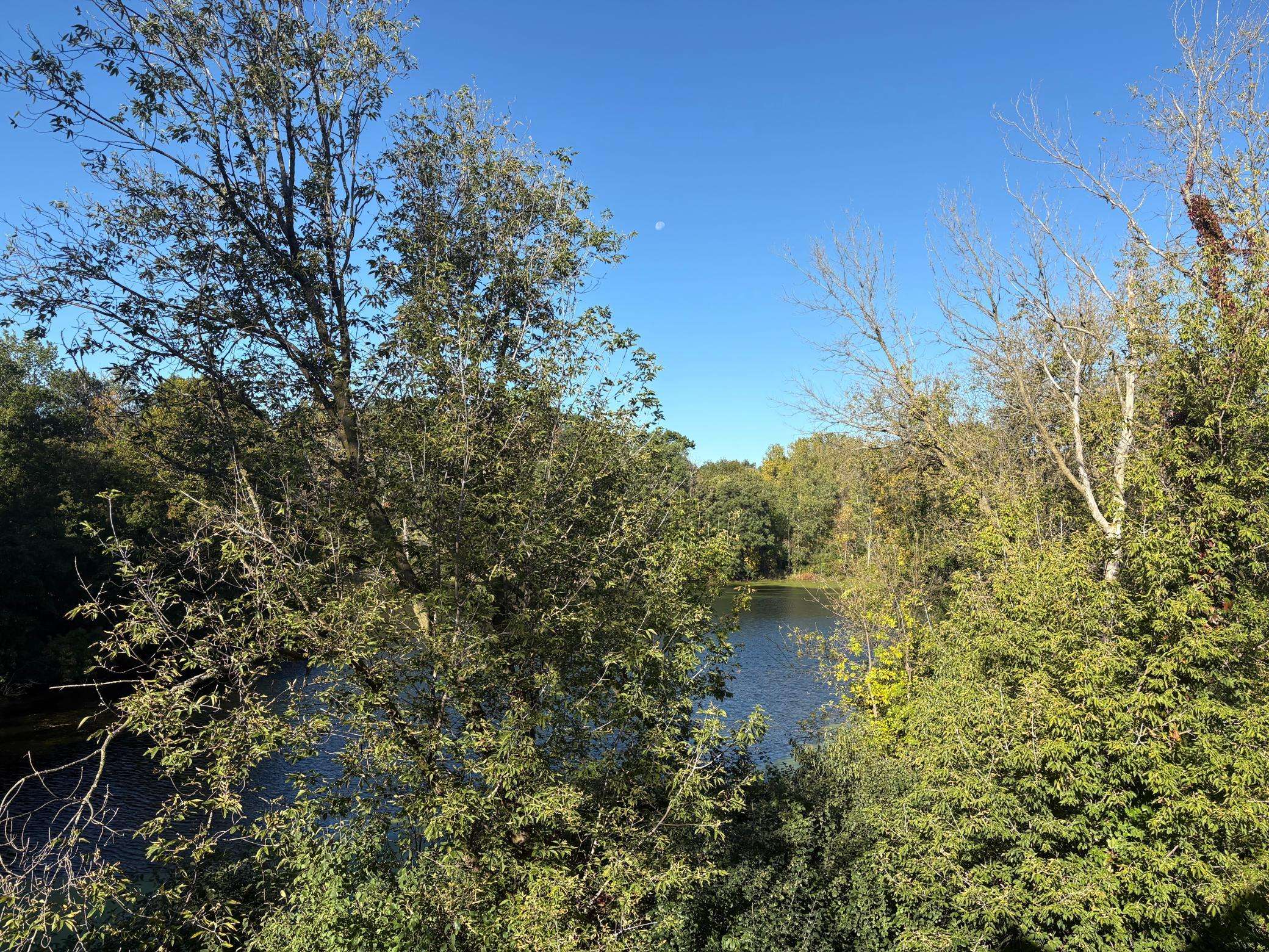 Mendota Heights, MN 55120,2597 Heritage DR