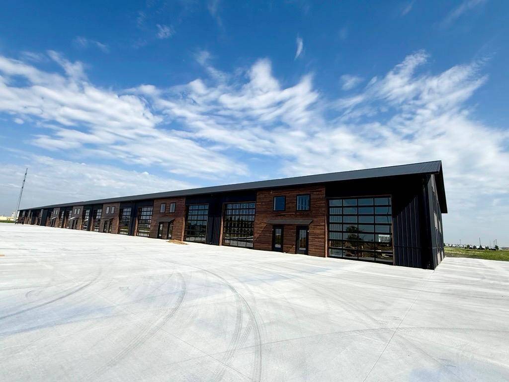 Fargo, ND 58102,5645 12th AVE NE