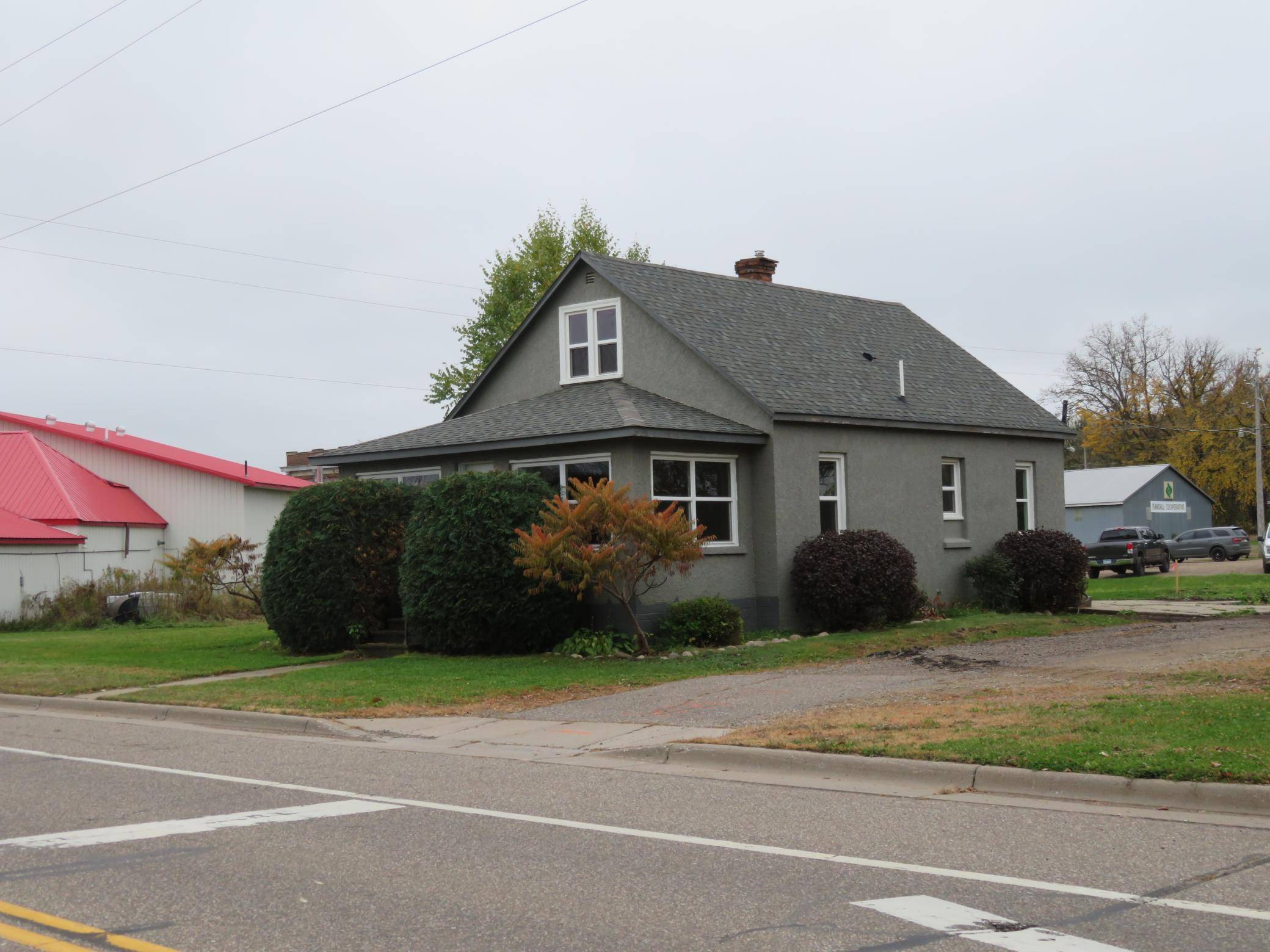 Randall, MN 56475,109 1st ST