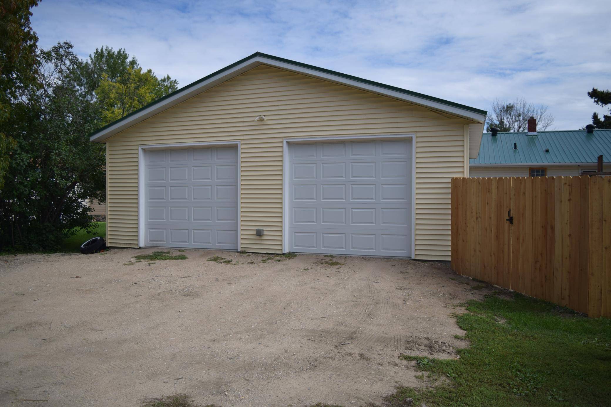 Thief River Falls, MN 56701,103 Pine AVE N