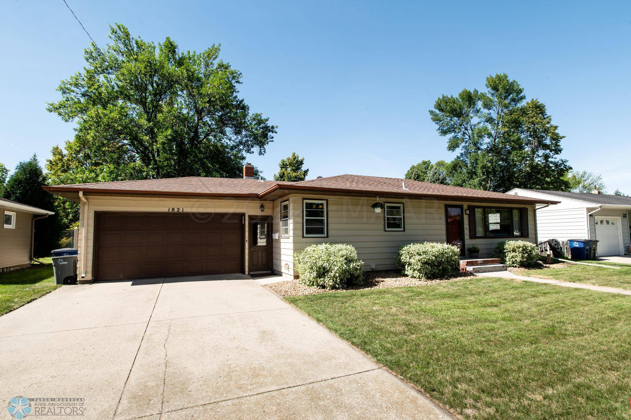 Moorhead, MN 56560,1821 16TH ST S