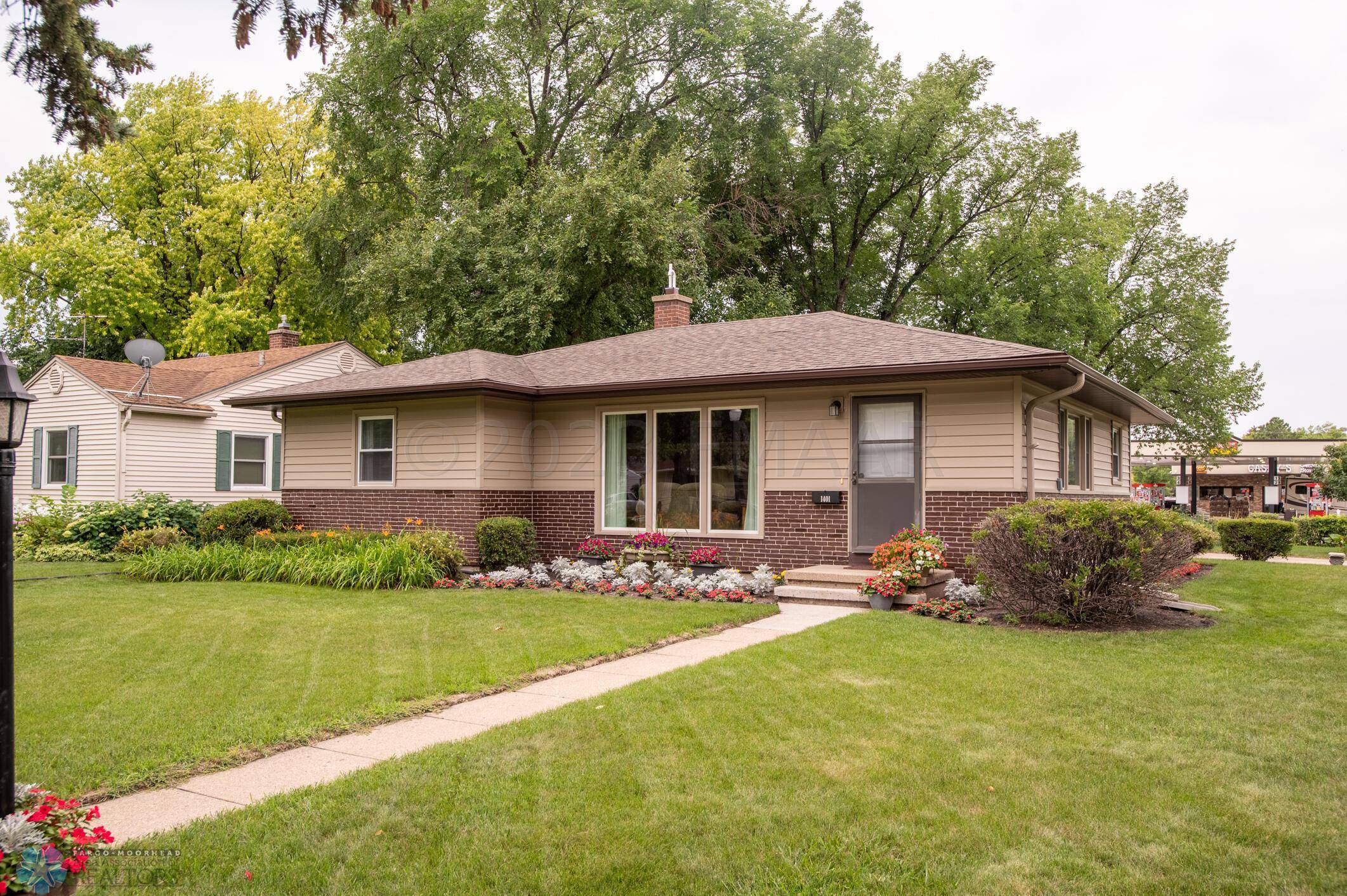 Fargo, ND 58103,1401 12 ST S