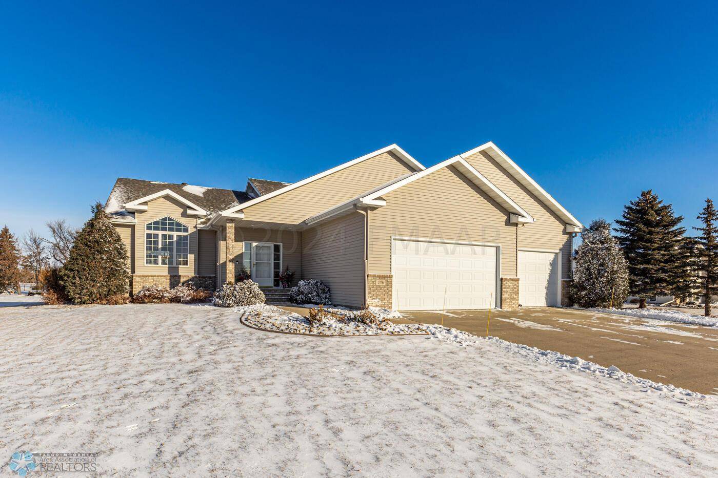 Horace, ND 58047,276 CHESTNUT DR