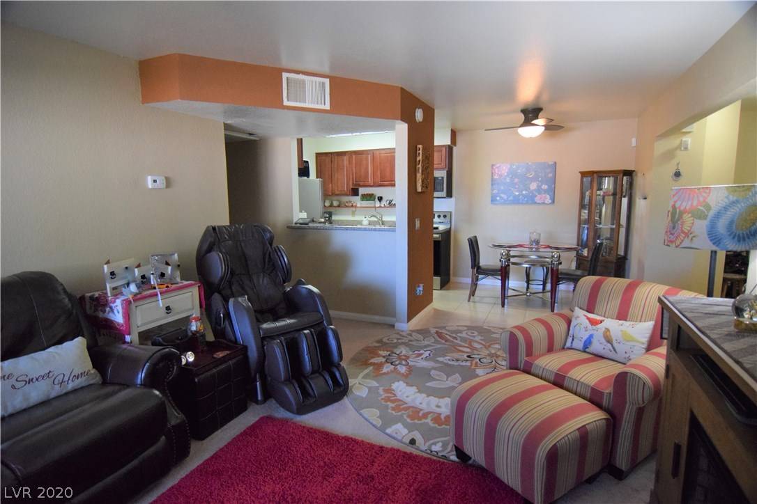 Las Vegas, NV 89117,2606 DURANGO DR #153