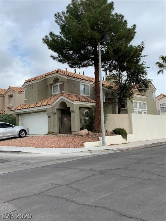 Las Vegas, NV 89117,9200 VOSBURGH DR