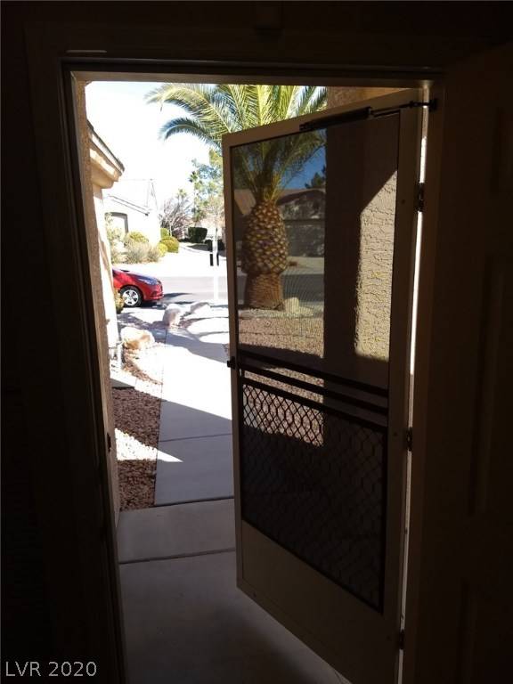 Henderson, NV 89012,507 ELM CREST PL