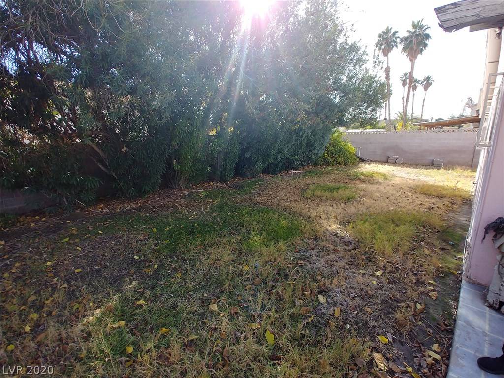 Las Vegas, NV 89121,2972 PANOCHA ST