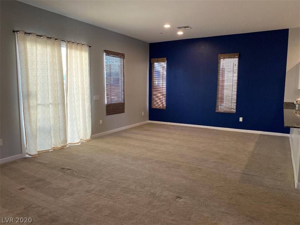 North Las Vegas, NV 89084,6466 CINNAMON HAZLENUT ST