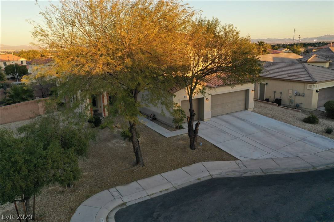 North Las Vegas, NV 89084,6532 BLACK STAR POINT CT