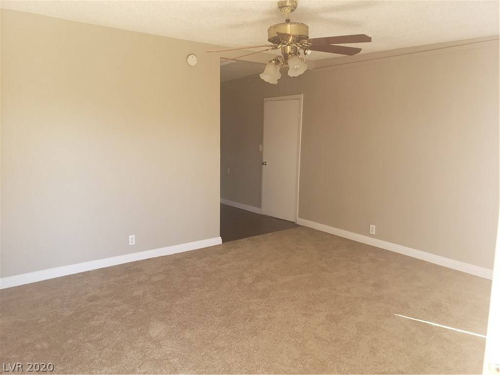 North Las Vegas, NV 89030,1608 Oakwood AVE