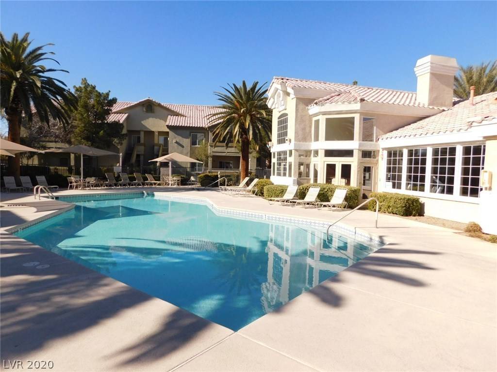 Las Vegas, NV 89108,6156 Pine Villa #101