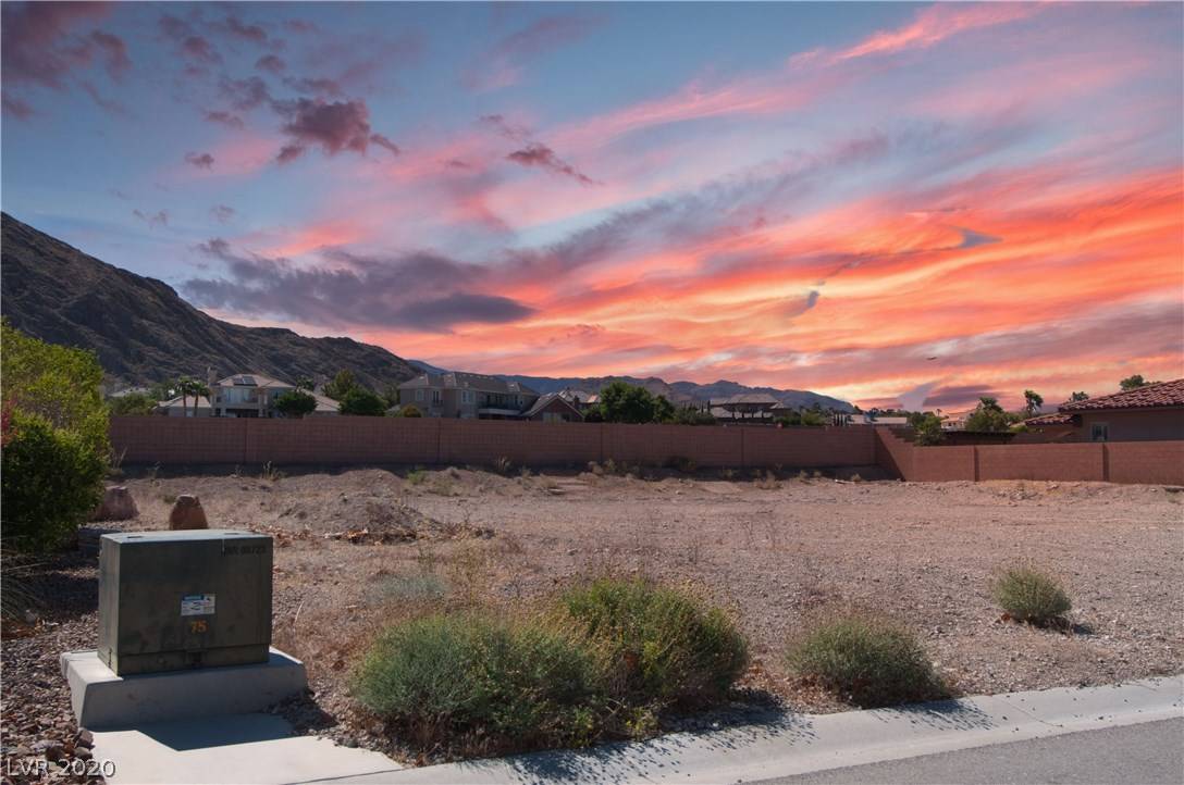 Las Vegas, NV 89129,4359 MALTESE CREST CIR